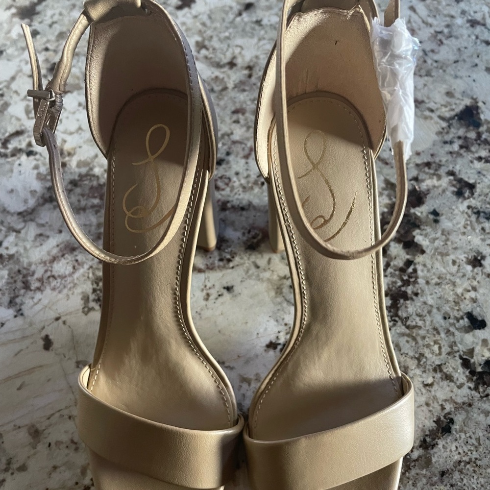 Elegant nude Ankle Strap Heels Sam Edelman 4 inches size #7